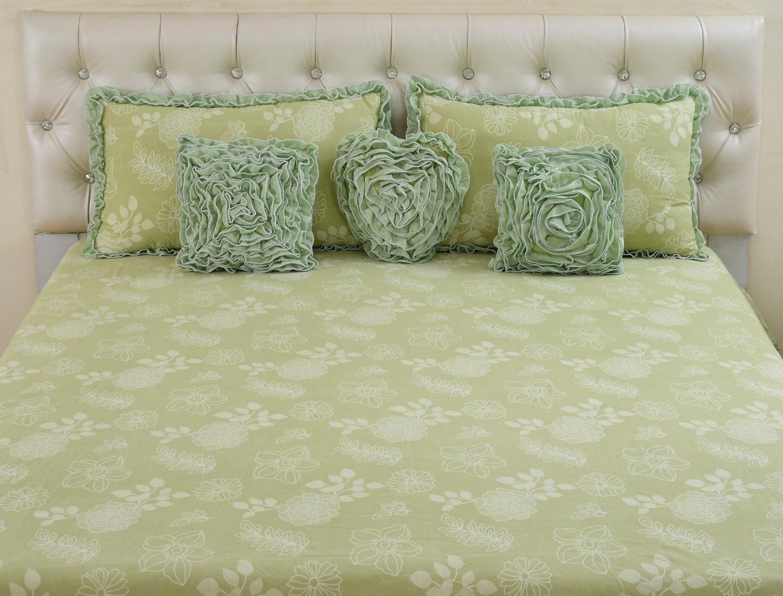 DOMESSENCE fabric detail